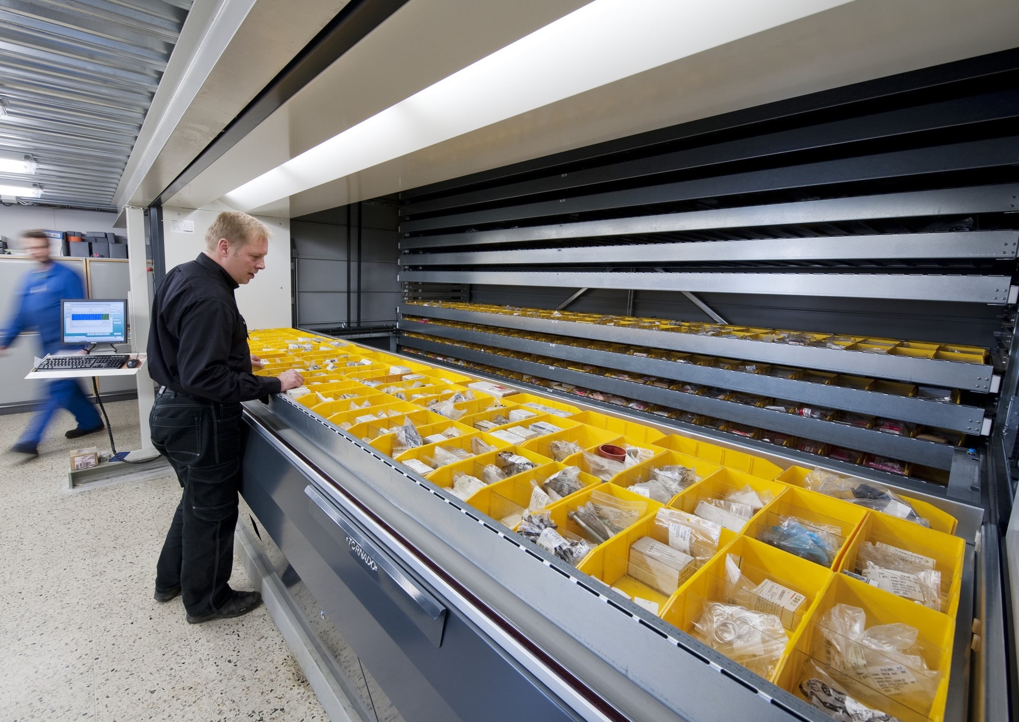 Semi-Automated Storage Solutions 3 Maxi Bins